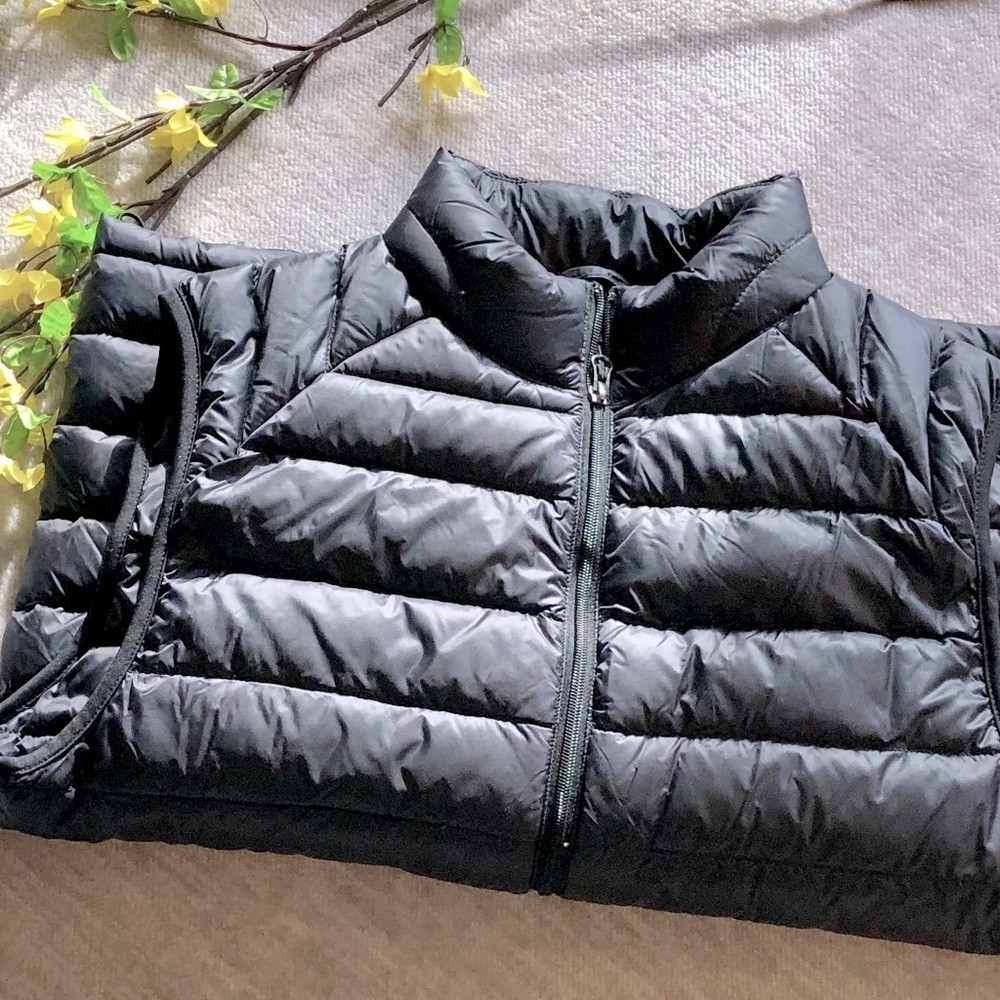 Heatkeeper “packable” puffy vest